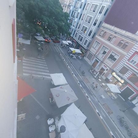 Comoda Habitacion Privada Valensiya Dış mekan fotoğraf