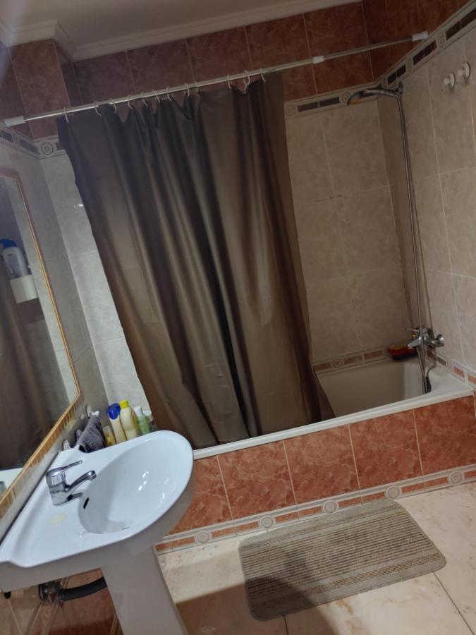 Comoda Habitacion Privada Valensiya Dış mekan fotoğraf